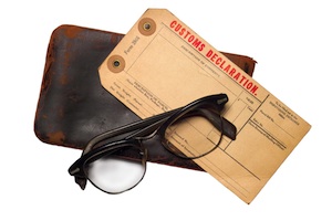 Customs declaration wallet